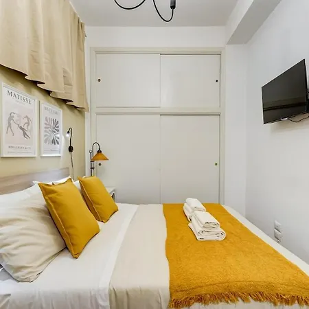 Bdc - Charming 2-bdr! *