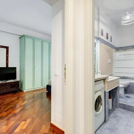 Bdc - Charming 2-bdr!