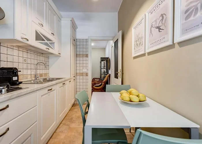 Bdc - Charming 2-bdr!