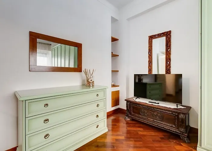 Bdc - Charming 2-bdr! *