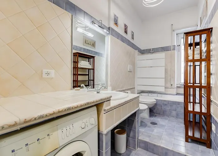 Bdc - Charming 2-bdr! Rome